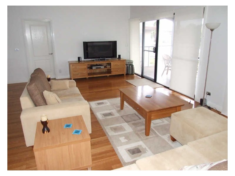 15 Sinclair Street, Bermagui NSW 2546