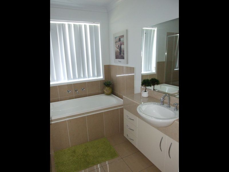 170 Max Slater Drive, Bega NSW 2550