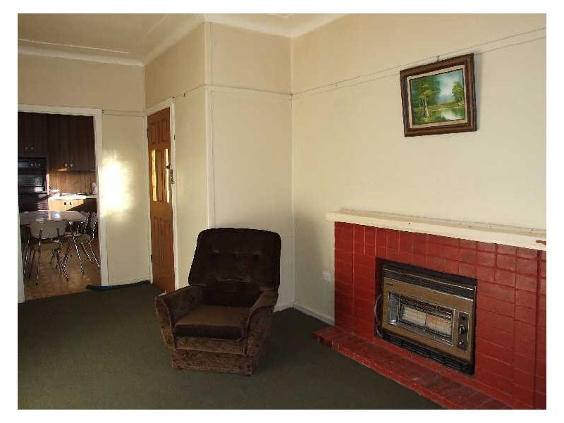84 Ravenswood Street, Bega NSW 2550