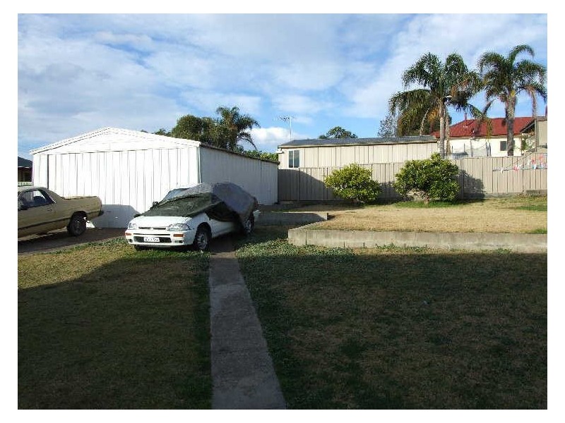 84 Ravenswood Street, Bega NSW 2550