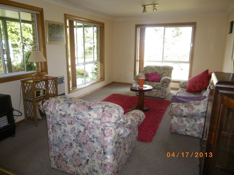 2/11 Banks Street, Cobargo NSW 2550