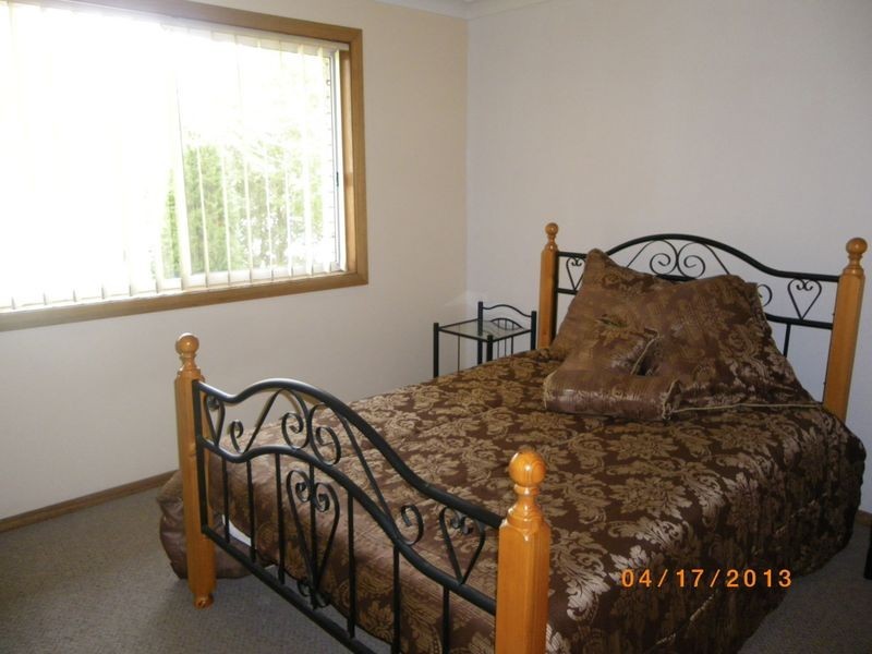 2/11 Banks Street, Cobargo NSW 2550