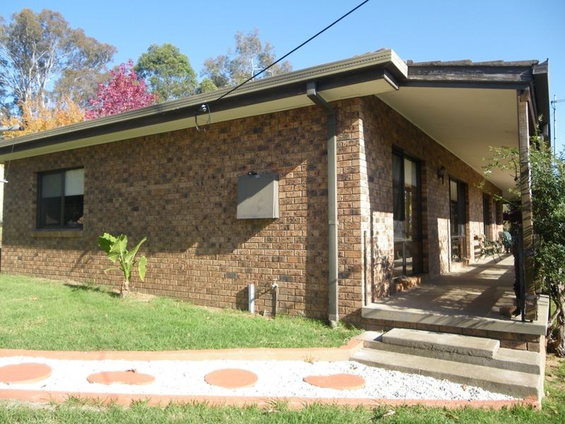 98 East Street, Bega NSW 2550