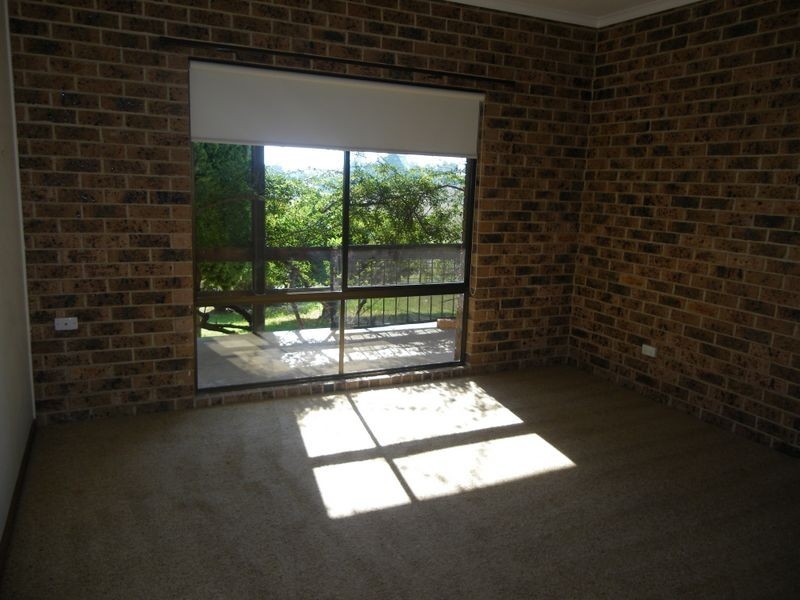 98 East Street, Bega NSW 2550