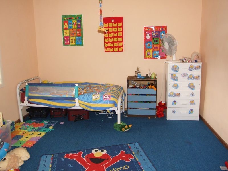 13 Gordon Street, Bega NSW 2550