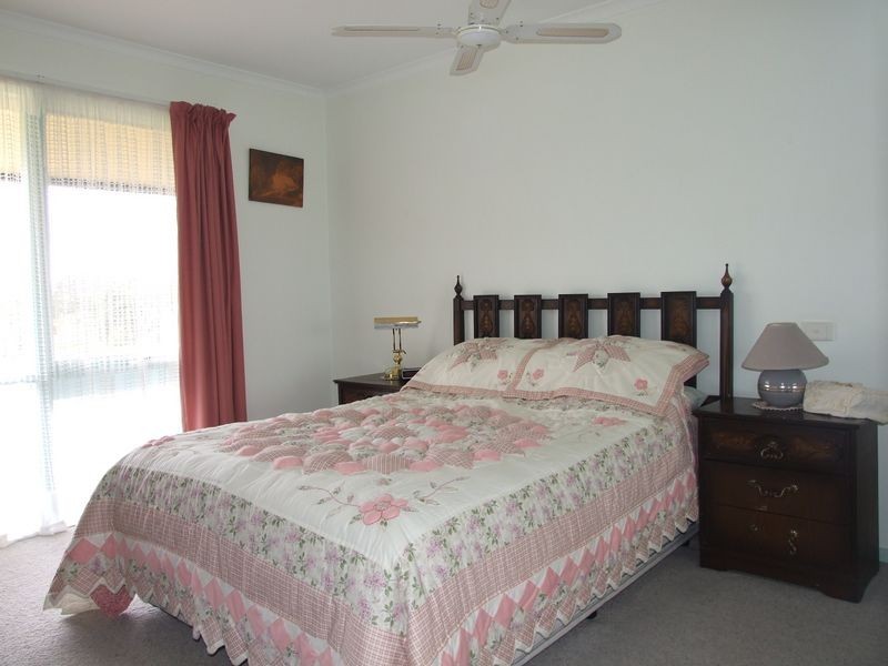 21 Cherry Lane, Wolumla NSW 2550