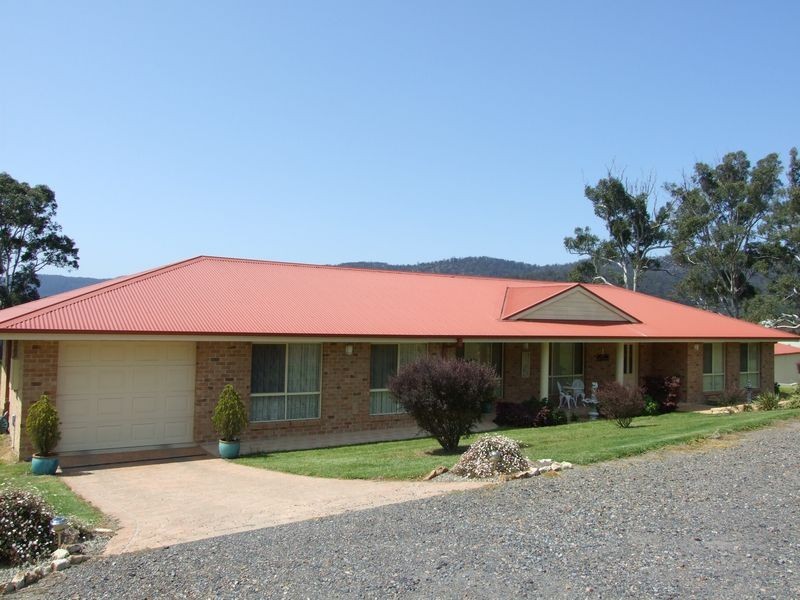 8 Cabarita Lane, Bega NSW 2550