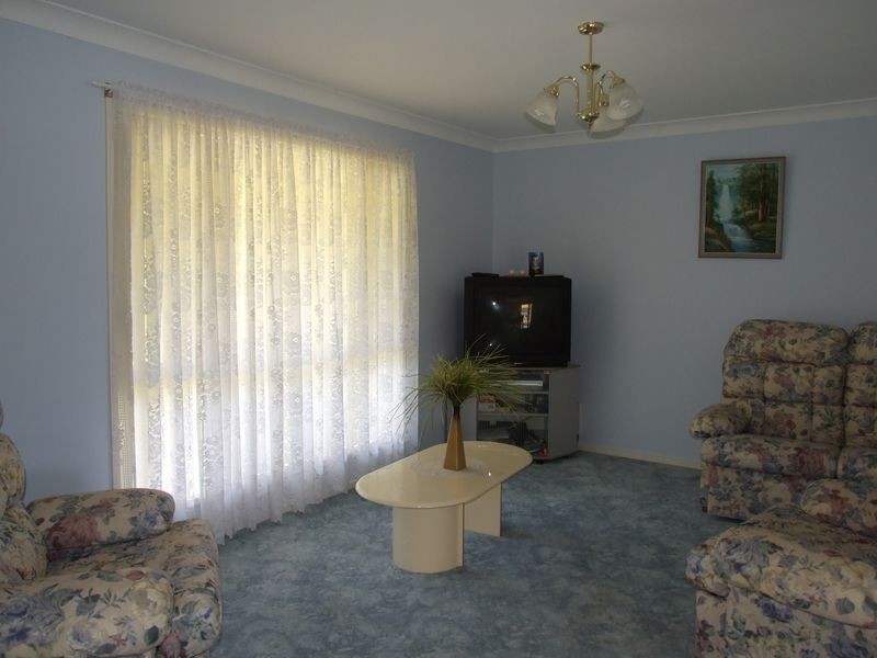 8 Cabarita Lane, Bega NSW 2550