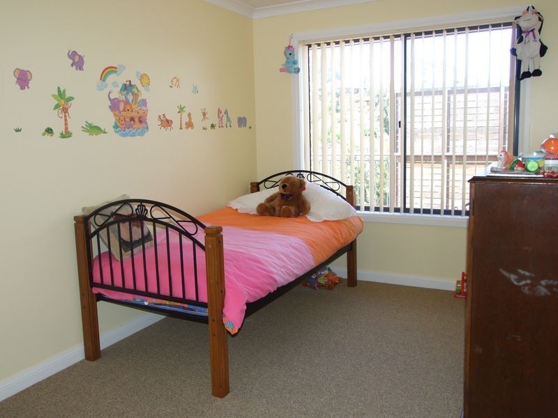 10 Redgum Close, Bega NSW 2550