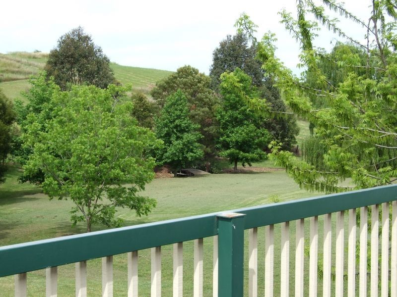 10 Redgum Close, Bega NSW 2550