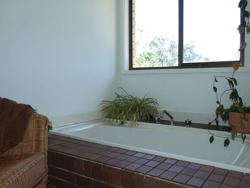 180 Quinlans Road, Cobargo NSW 2550