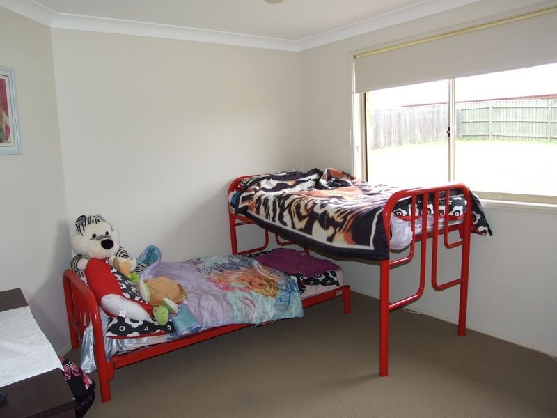 18 Howard Avenue, Bega NSW 2550