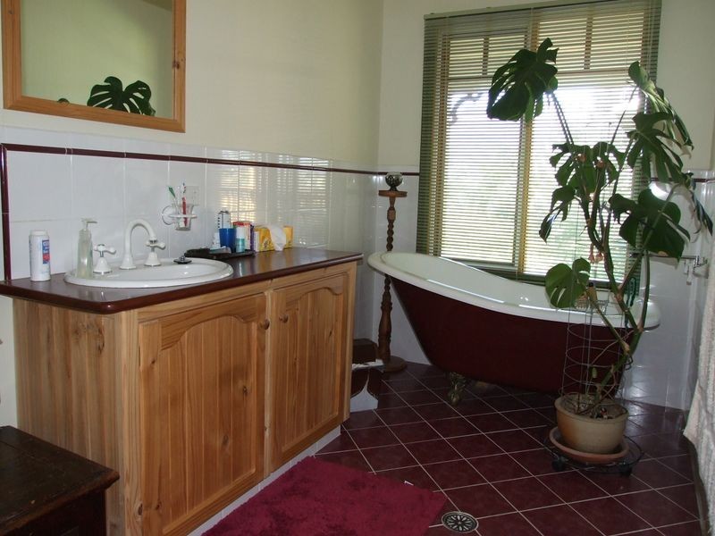 21 Motbeys Road, Angledale NSW 2550