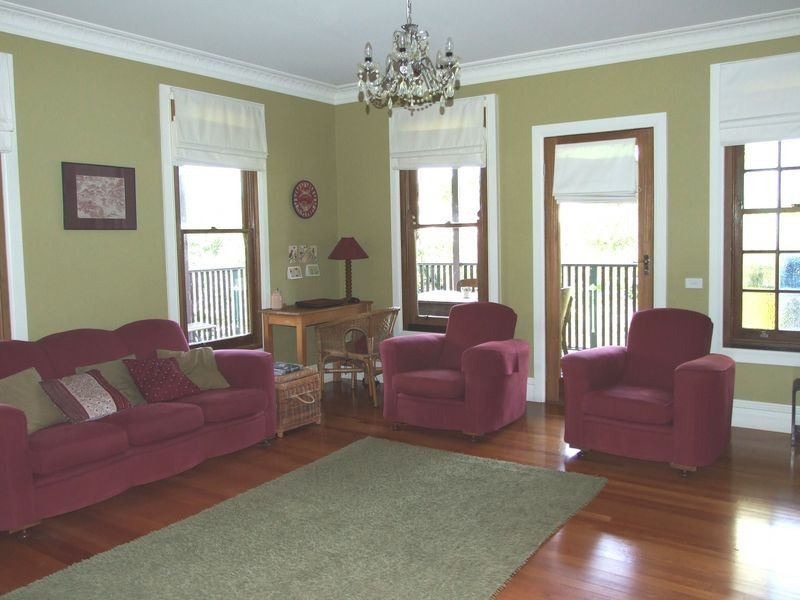 10 Fairview Street, Bega NSW 2550