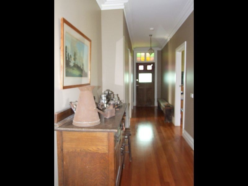 10 Fairview Street, Bega NSW 2550