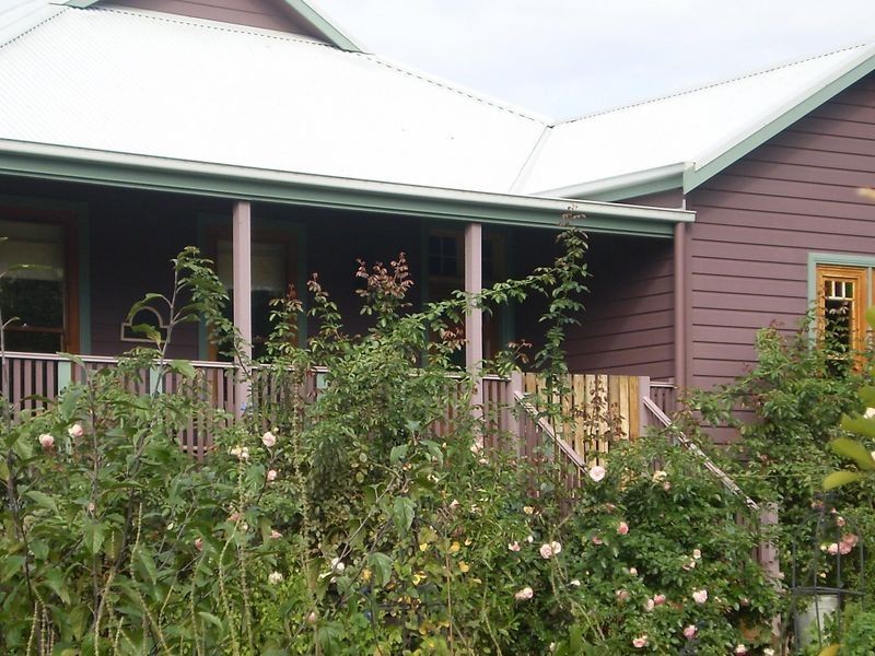 10 Fairview Street, Bega NSW 2550