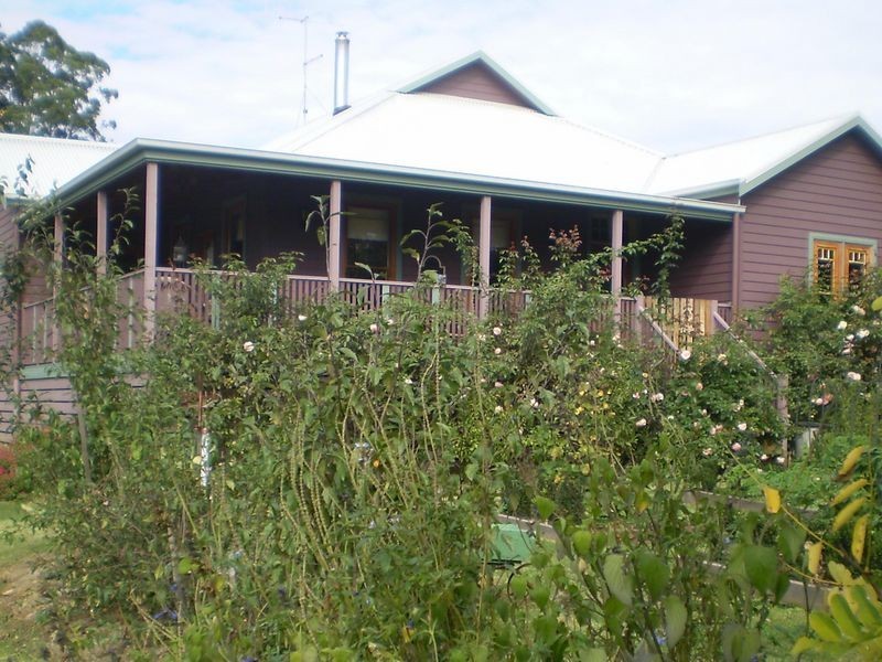 10 Fairview Street, Bega NSW 2550
