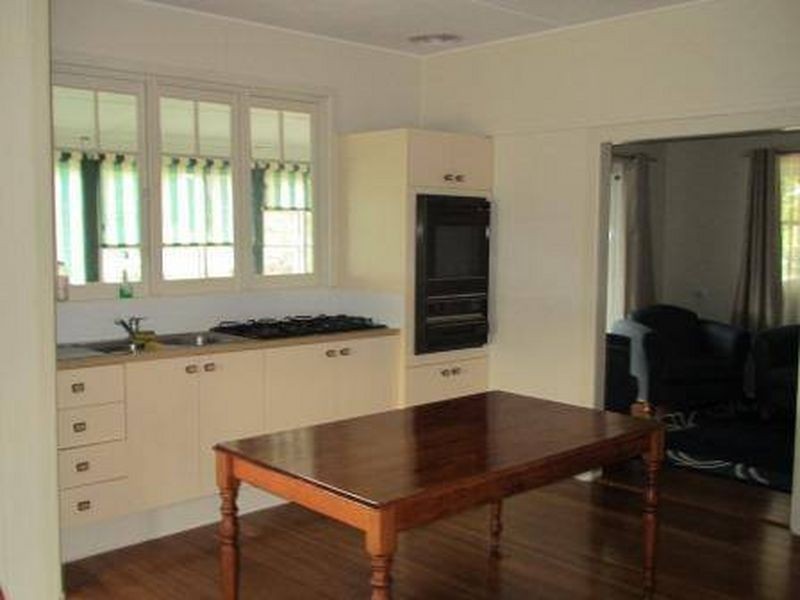 277 Auckland Street, Bega NSW 2550