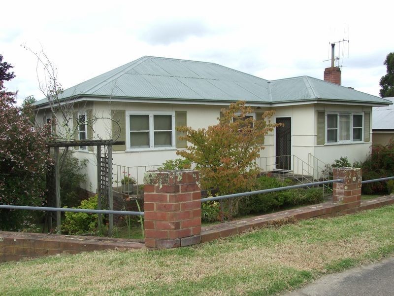 35 Carp Street, Bega NSW 2550