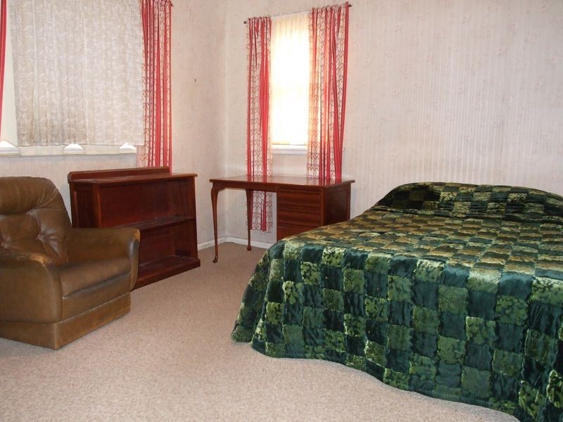 35 Carp Street, Bega NSW 2550