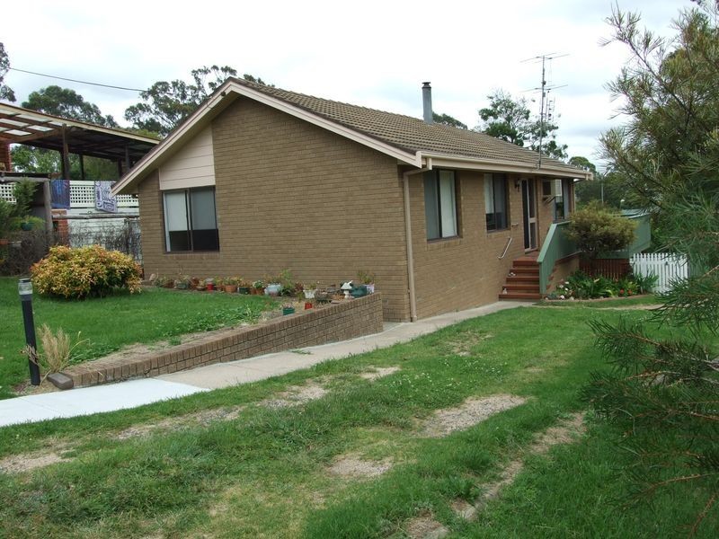 33 Bega Street, Wolumla NSW 2550