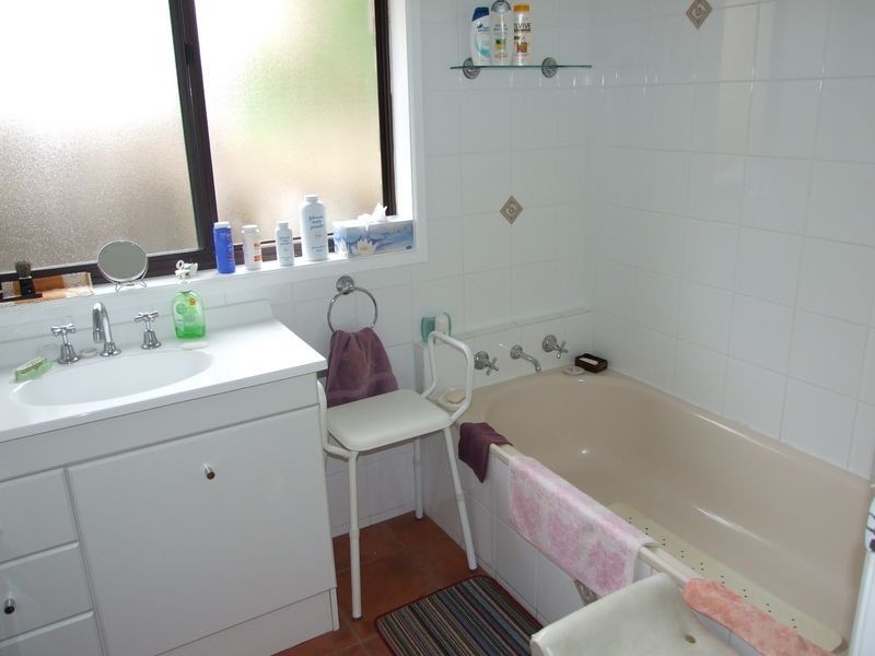 33 Bega Street, Wolumla NSW 2550