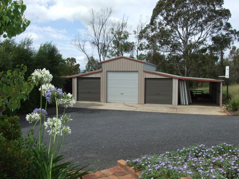 72 Gillcrest Drive, Bega NSW 2550