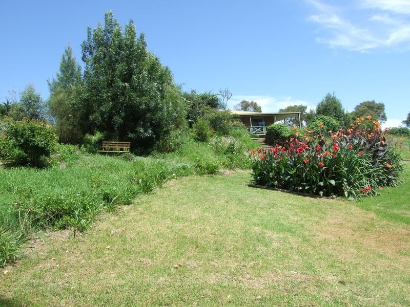 40 Redgum Close, Bega NSW 2550