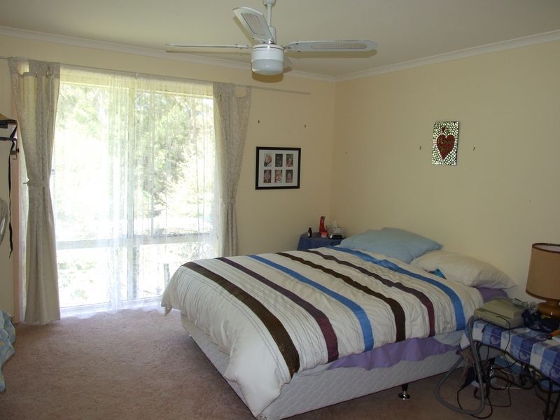 28 Strathmore Crescent, Kalaru NSW 2550