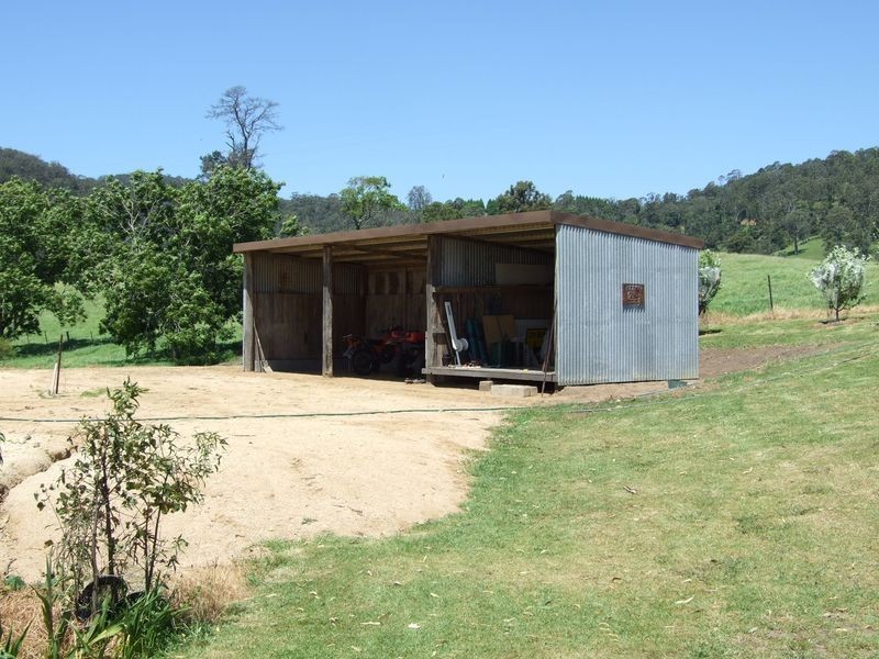 114 Murrays Flat Road, Bega NSW 2550