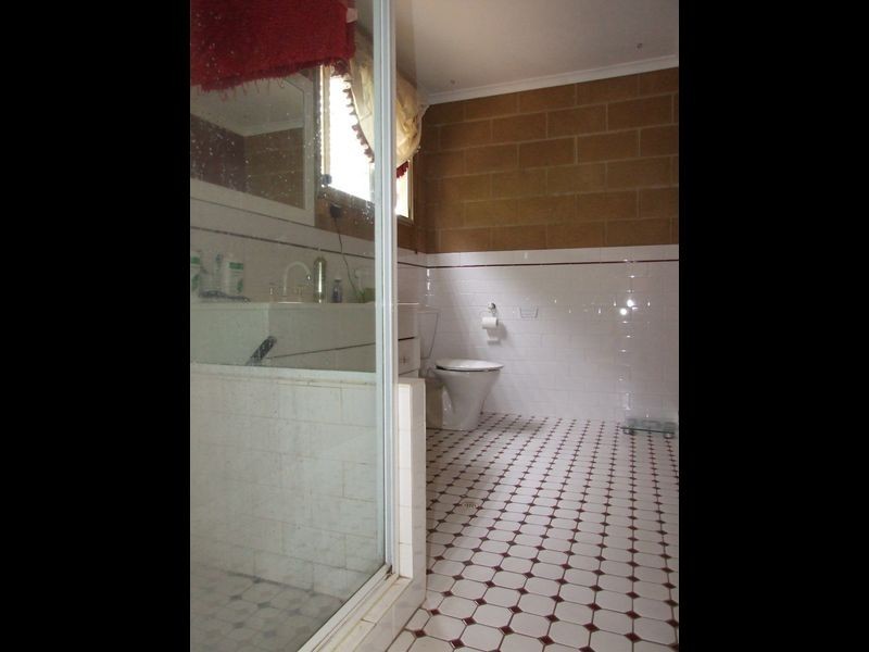 72 Mountview Close, Bega NSW 2550