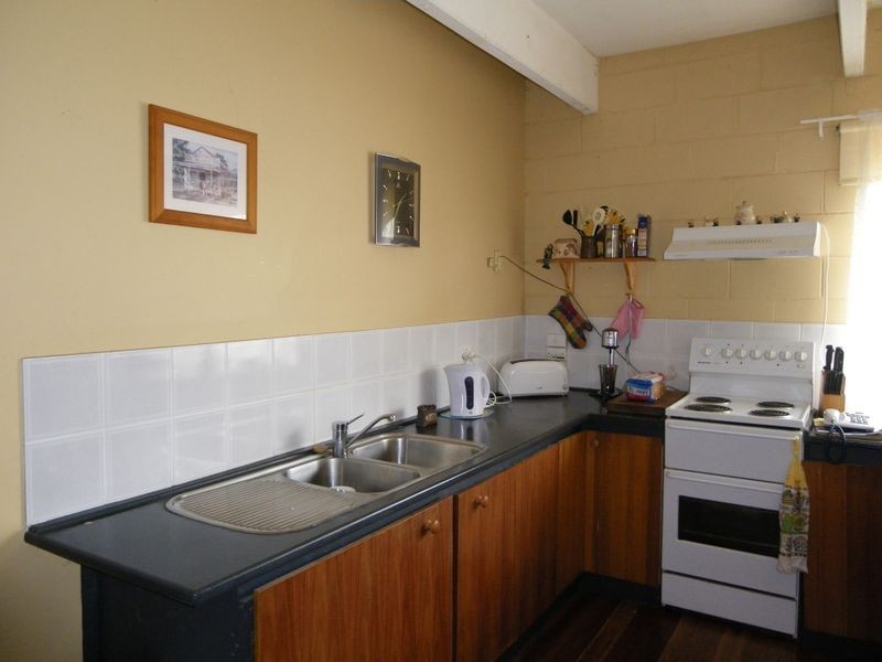 75 Valley Street, Bega NSW 2550