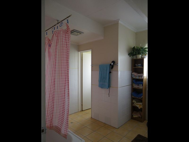 75 Valley Street, Bega NSW 2550