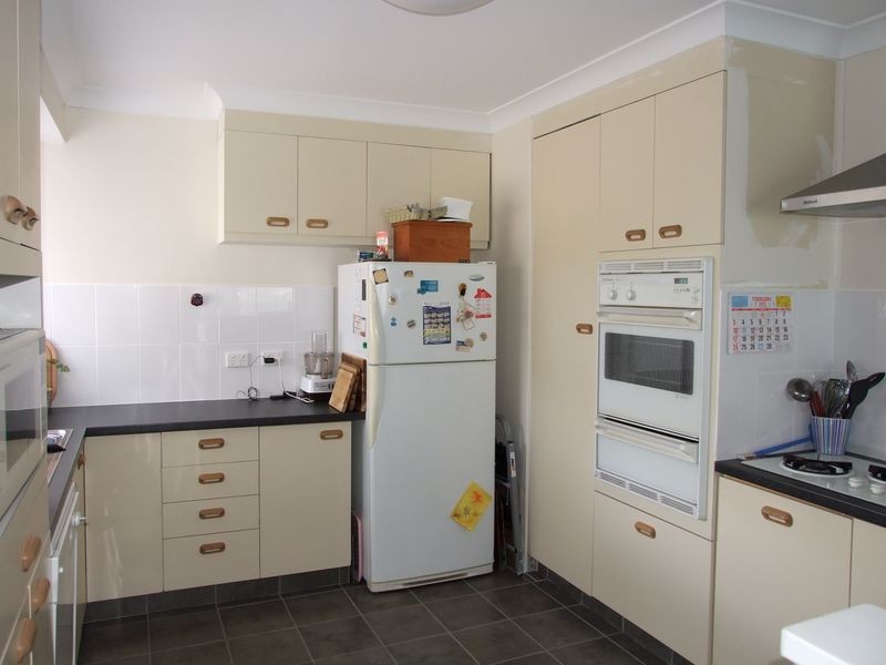 28 Rawlinson Street, Bega NSW 2550