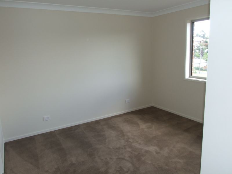 Unit 1 / 4 Thawa Close, Bega NSW 2550