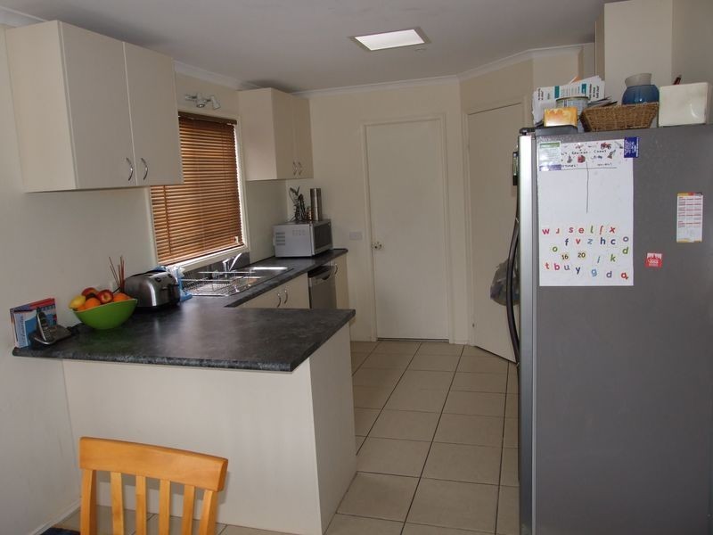 52 Valley Street, Bega NSW 2550