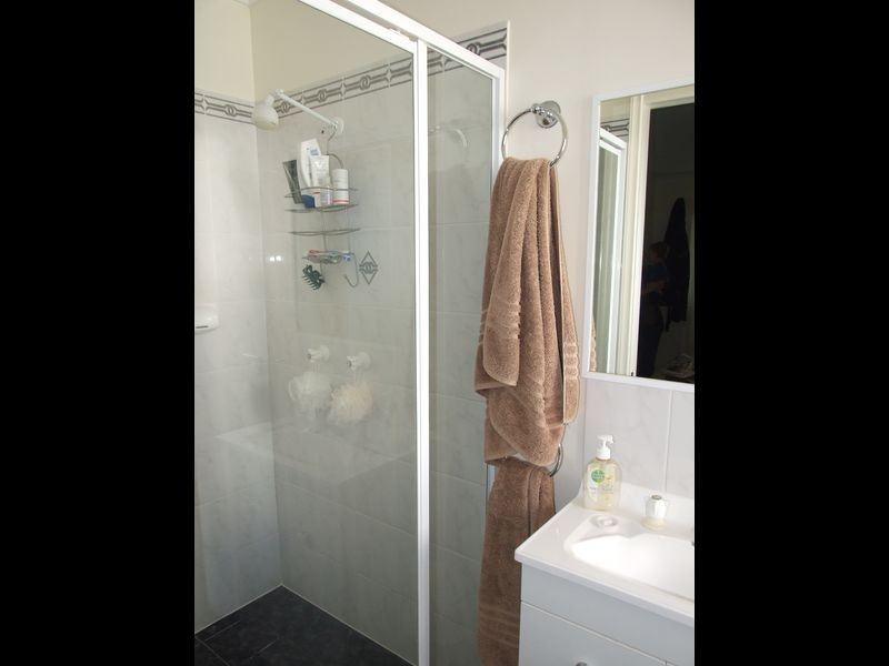 52 Valley Street, Bega NSW 2550