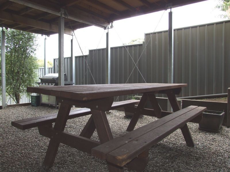 52 Valley Street, Bega NSW 2550