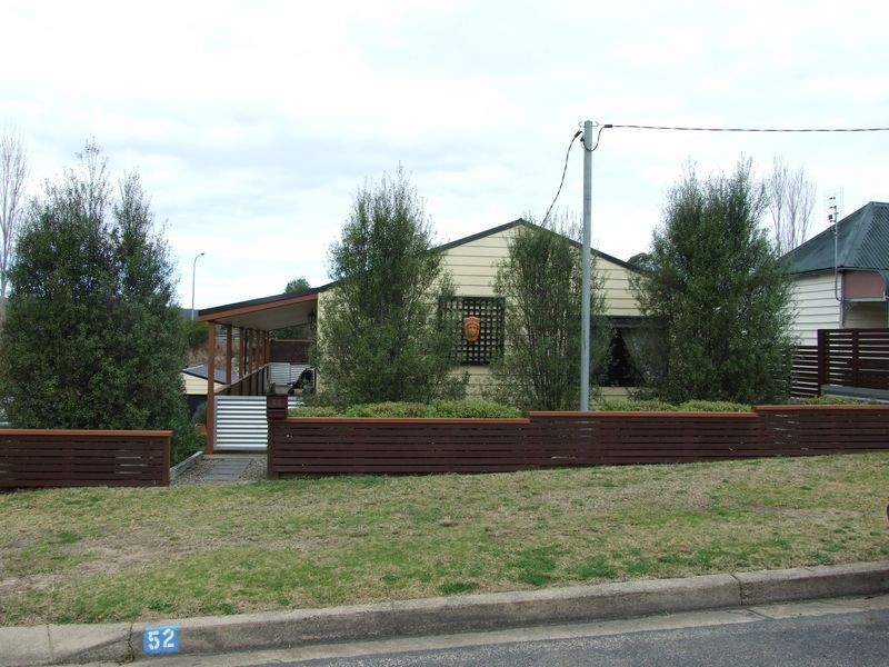 52 Valley Street, Bega NSW 2550