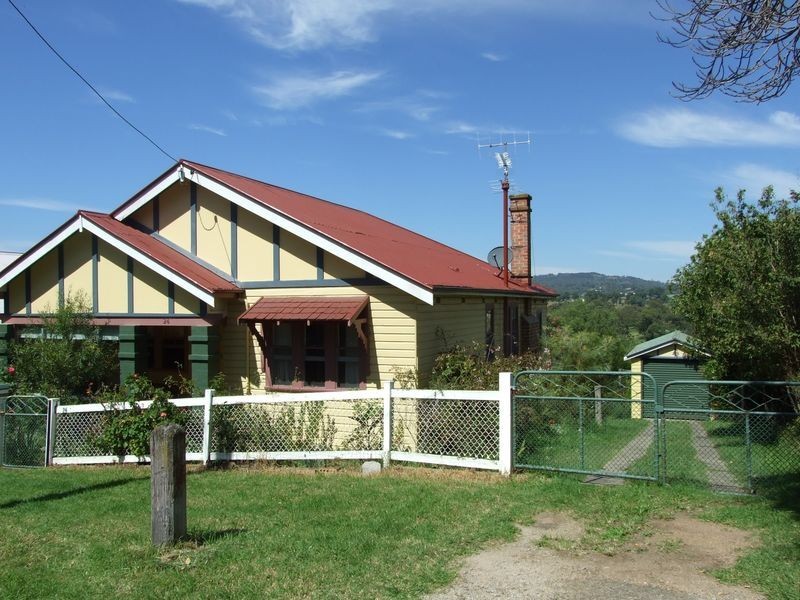 24 Belmore Street, Bega NSW 2550