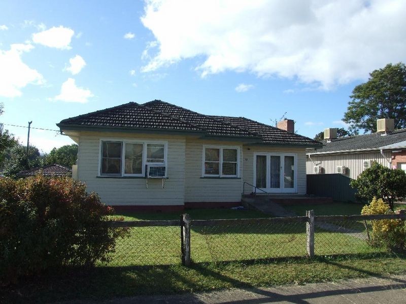 32 Auckland Street, Bega NSW 2550