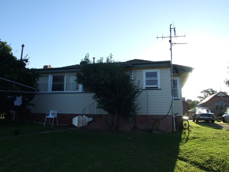 32 Auckland Street, Bega NSW 2550