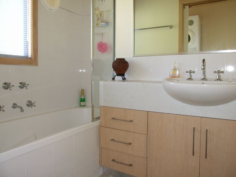 240 Quinlans Road, Cobargo NSW 2550