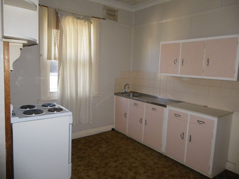 25 Parker Street, Bega NSW 2550