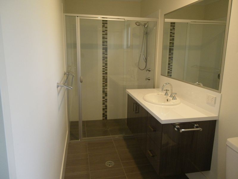 32 Rawlinson Street, Bega NSW 2550