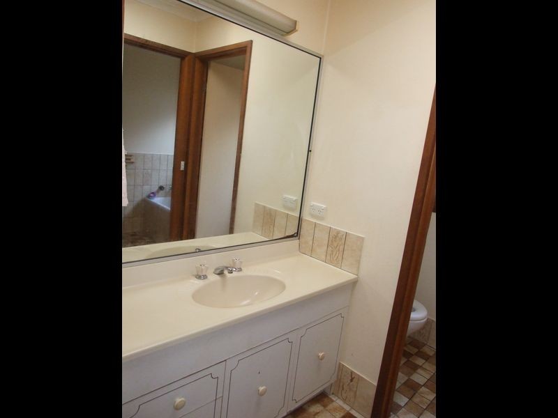270 Auckland Street, Bega NSW 2550