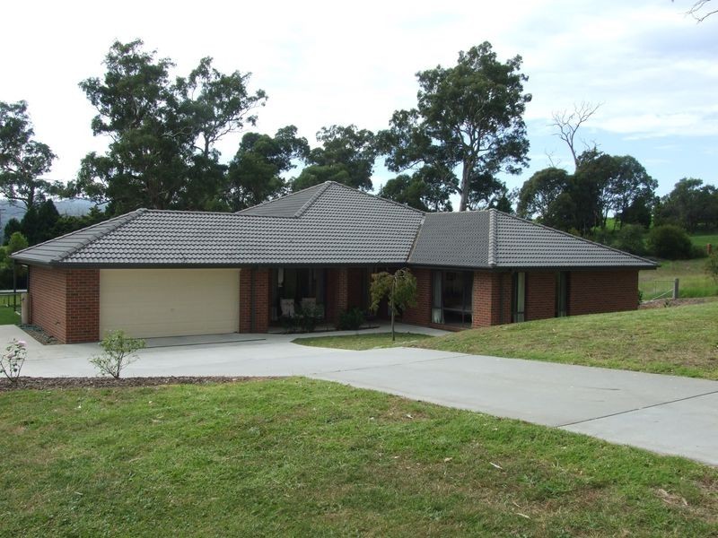 3 Denison Close, Bega NSW 2550