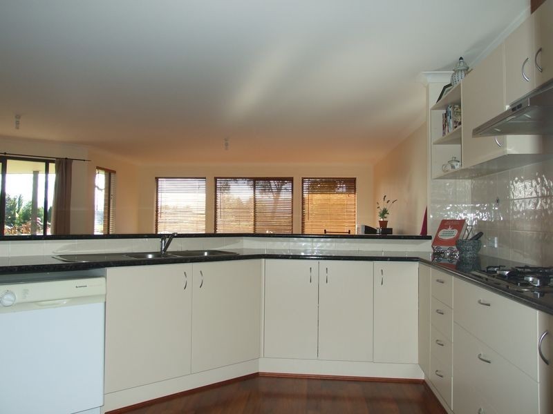3 Denison Close, Bega NSW 2550