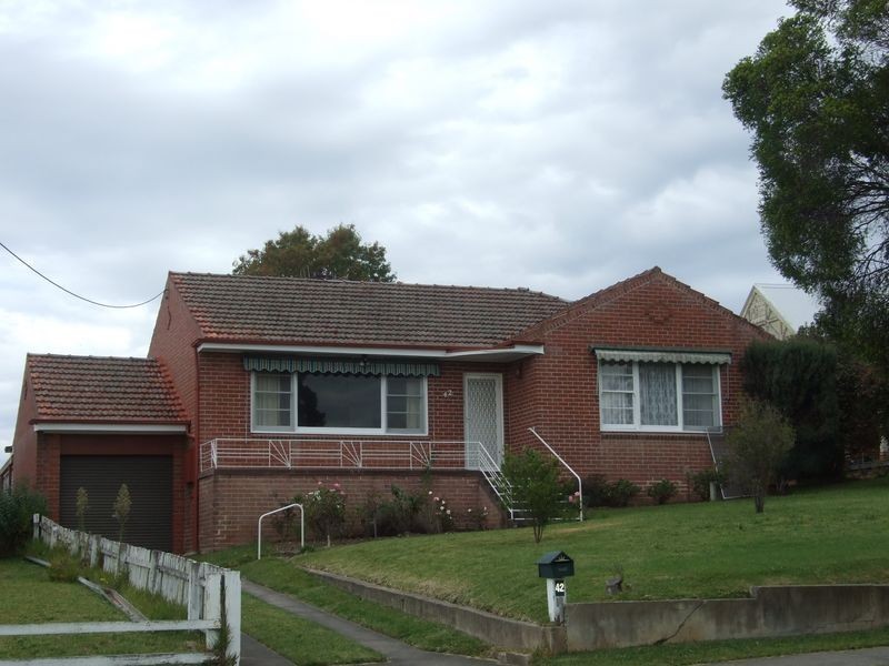 42 Carp Street, Bega NSW 2550