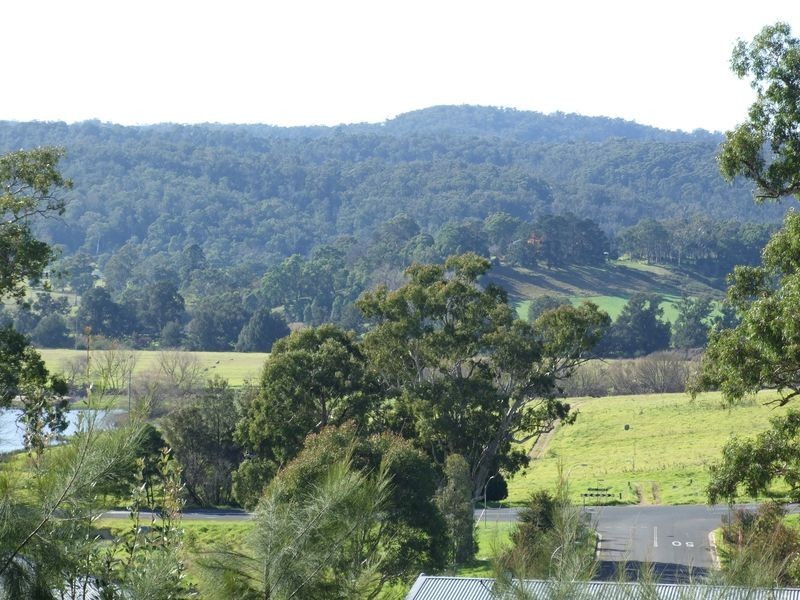 9 Bridle Place, Bega NSW 2550